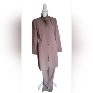 Amanda Smith Beige Dress Sut with Zipper Detail